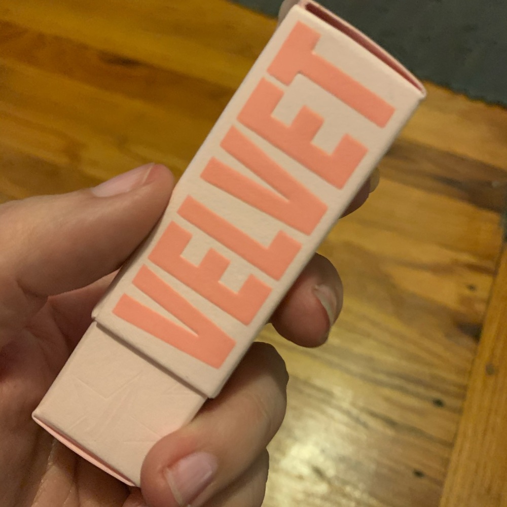 JSC VT naked body lipstick